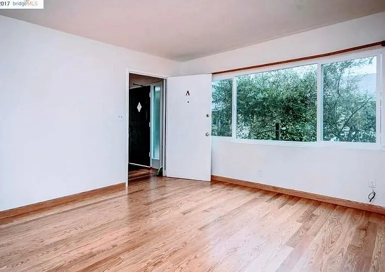 1524 Berkeley Way #A — Photo 3