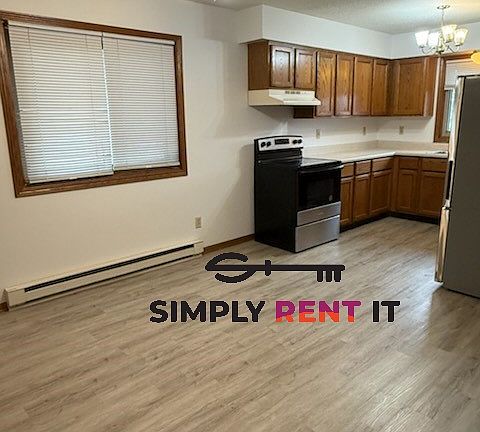 5th image of 625 4th St