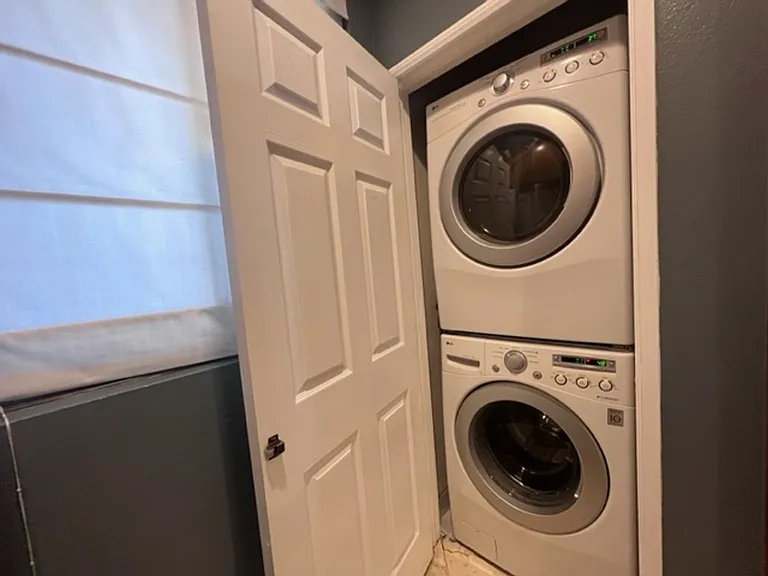 555 Maine Ave #223 — Photo 7