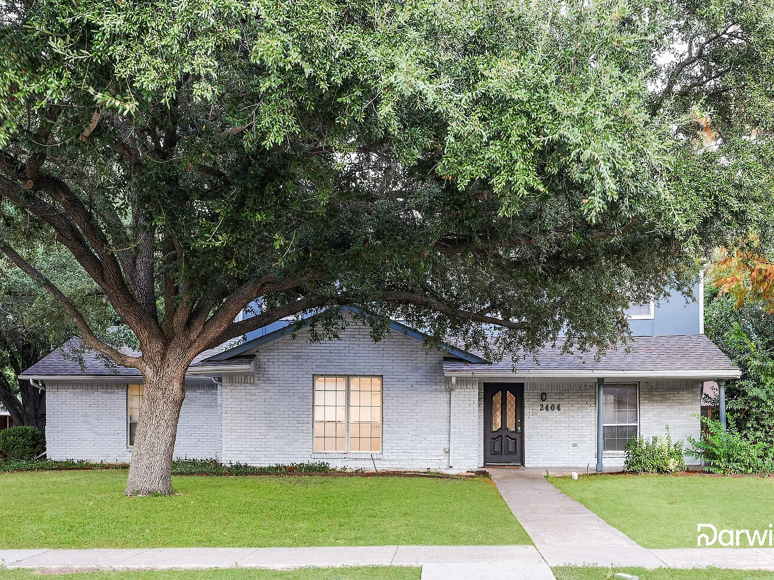 4 bed, 2.5 bath, 2230 sqft, $2,695 — Photo 1