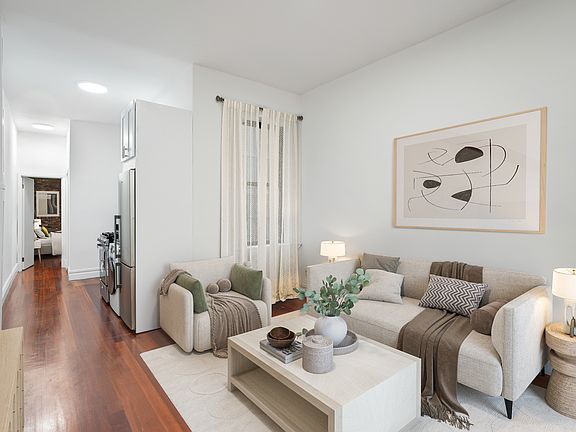 3rd image of 235 W 15th St APT 1D