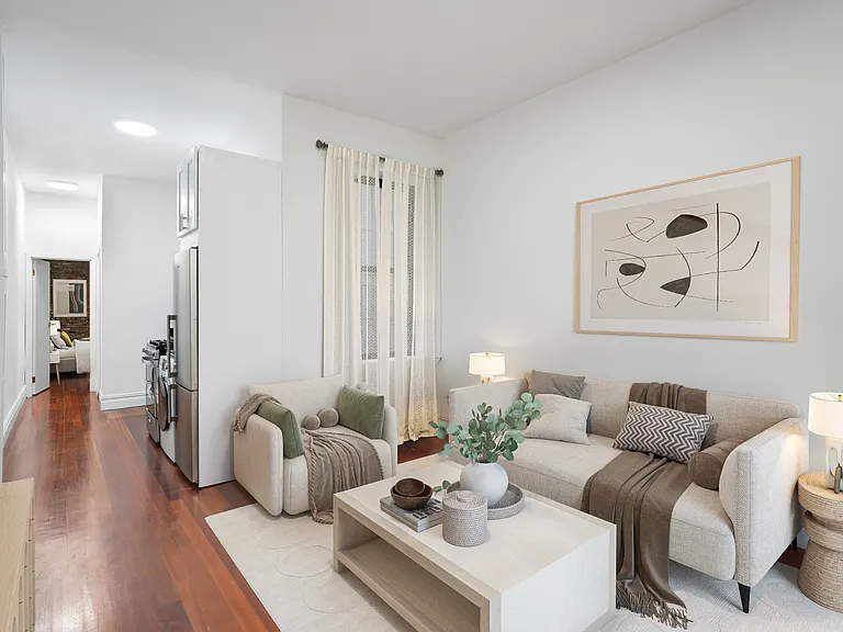235 W 15th St #1D — Photo 4