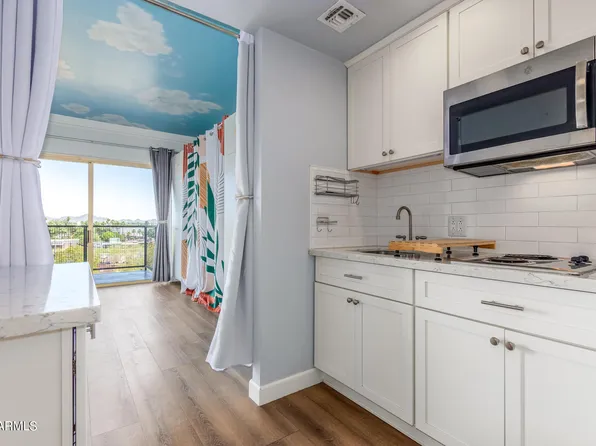 4750 N CENTRAL Avenue #6L, Phoenix, AZ 85012