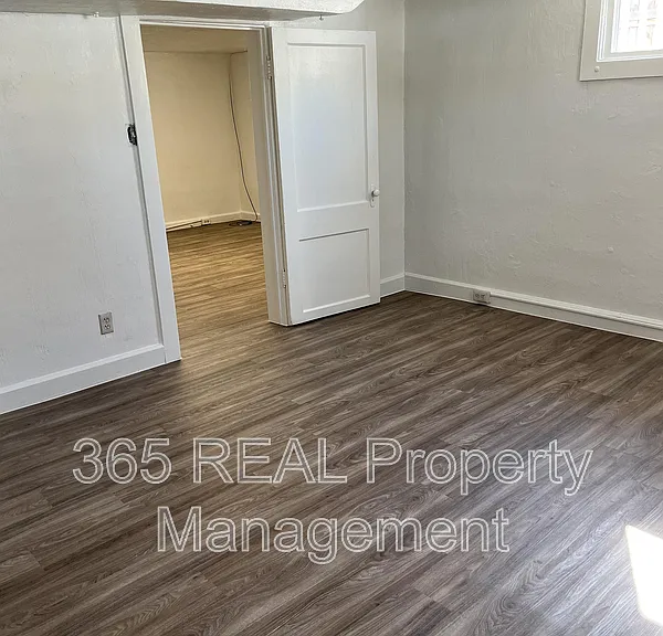 2036 8th Ave #1 — Photo 3
