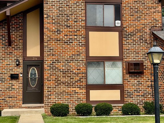 2nd image of 1S216 Ardmore Ave