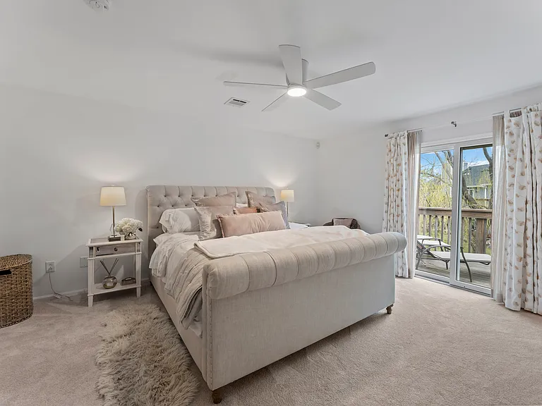 142 Shore Dr — Photo 13