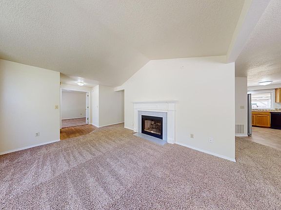 5th image of 545 NE 26th Ct
