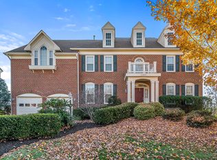21859 Hyde Park Dr, Ashburn, VA 20147