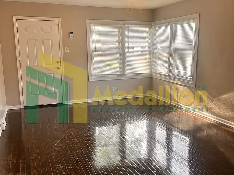 12216 S Morgan St — Photo 3