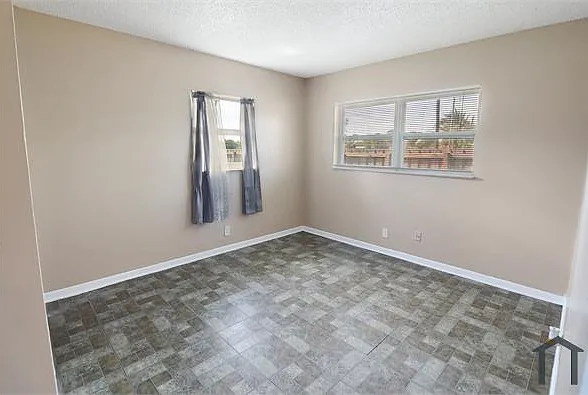 721 NW 6th Ave — Photo 18