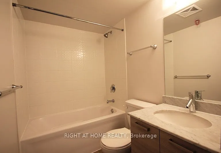 36 Lisgar St #831W — Photo 16