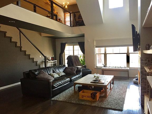 2nd image of 1409 S Main St #43