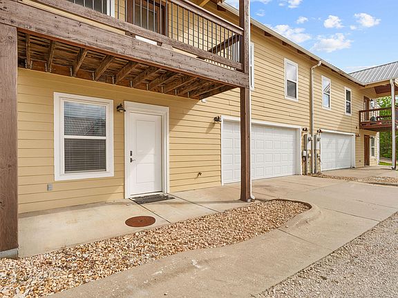 3rd image of 115 Cavanaugh Place