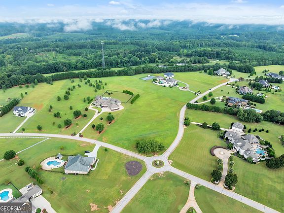 4th image of 51 Chestnut Springs Way