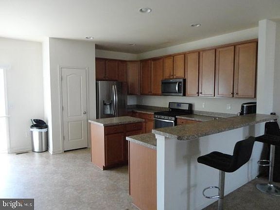 4th image of 1218 Hudgins Farm Cir