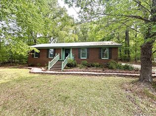 215 Lakeview Dr, Roanoke Rapids, NC 27870