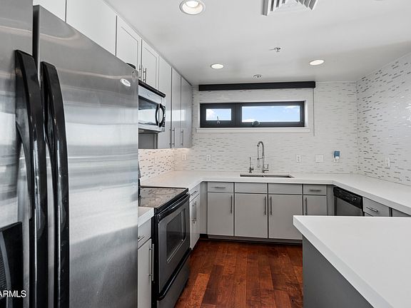 3rd image of 310 S 4TH Street #601