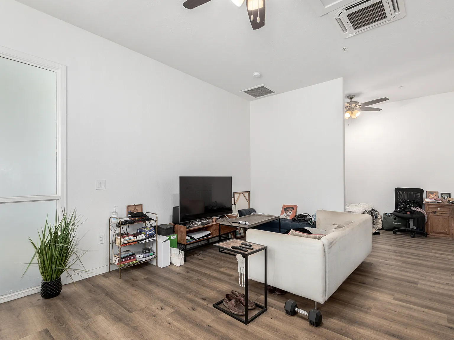 1 bed, 550 sqft, $1,247 — Photo 4