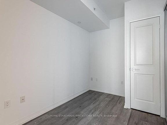 5th image of 251 Jarvis St E #1533