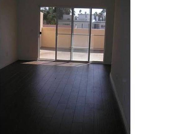 5th image of 429 S Saint Andrews Pl #3