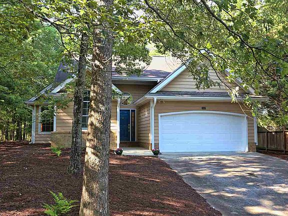 2nd image of 101 Orchard Ln