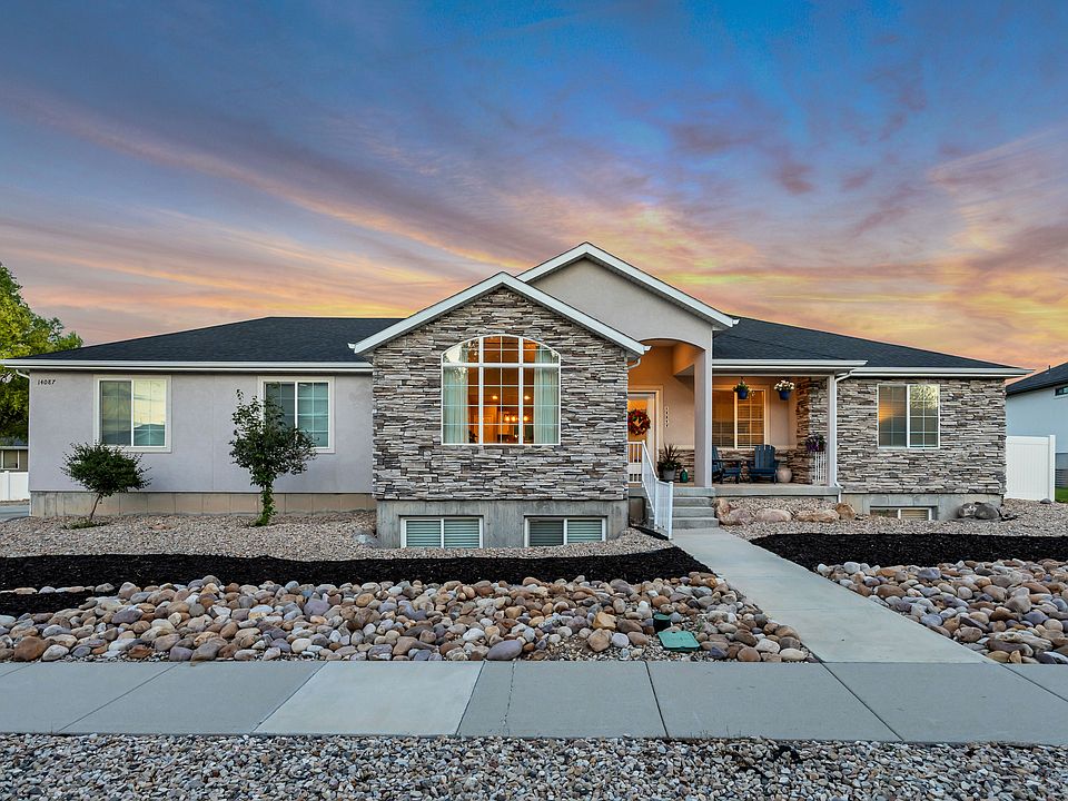 1st image of 14087 S Lightening Peak Dr