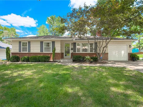 3500 W 73rd Ter, Prairie Village, KS 66208