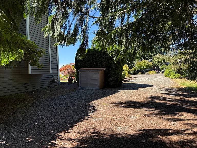 Extra parking area