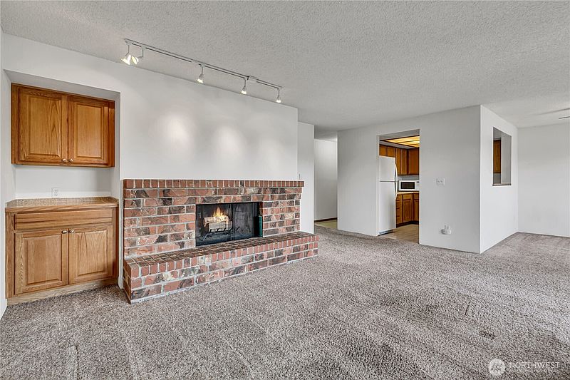 5th image of 1018 S 312th Street #512