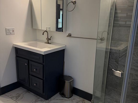 5th image of 51 Walnut St #2