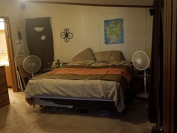 5th image of 8601 Summerwood Dr