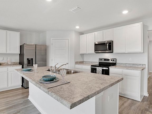 3rd image of 9737 Angel Oak Dr
