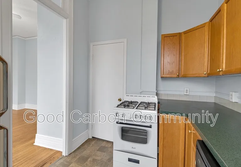 401 Delaware Ave #204 — Photo 5