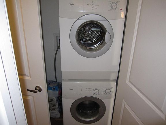 2nd image of 1660 N Steele St Unit 302