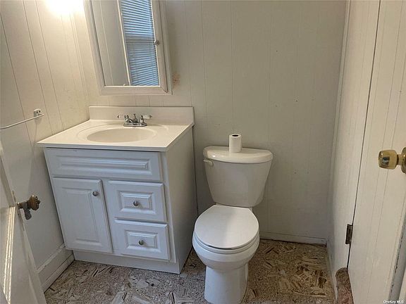 5th image of 22 Breuer Ave #2