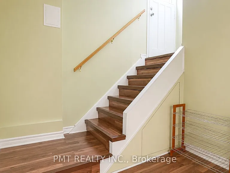 59 Mitcham Dr — Photo 22