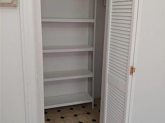 5th image of 7801 69th Ave #1