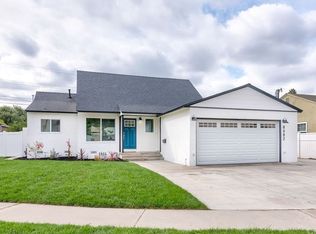8482 Poinsettia Dr, Buena Park, CA 90620