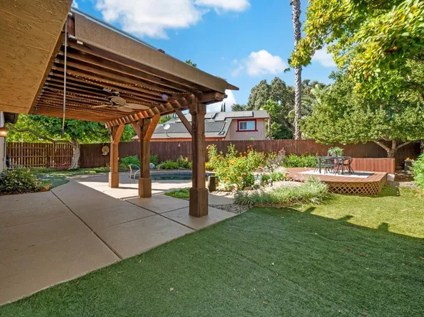 719 Arbor Oaks Drive, Vacaville, CA 95687