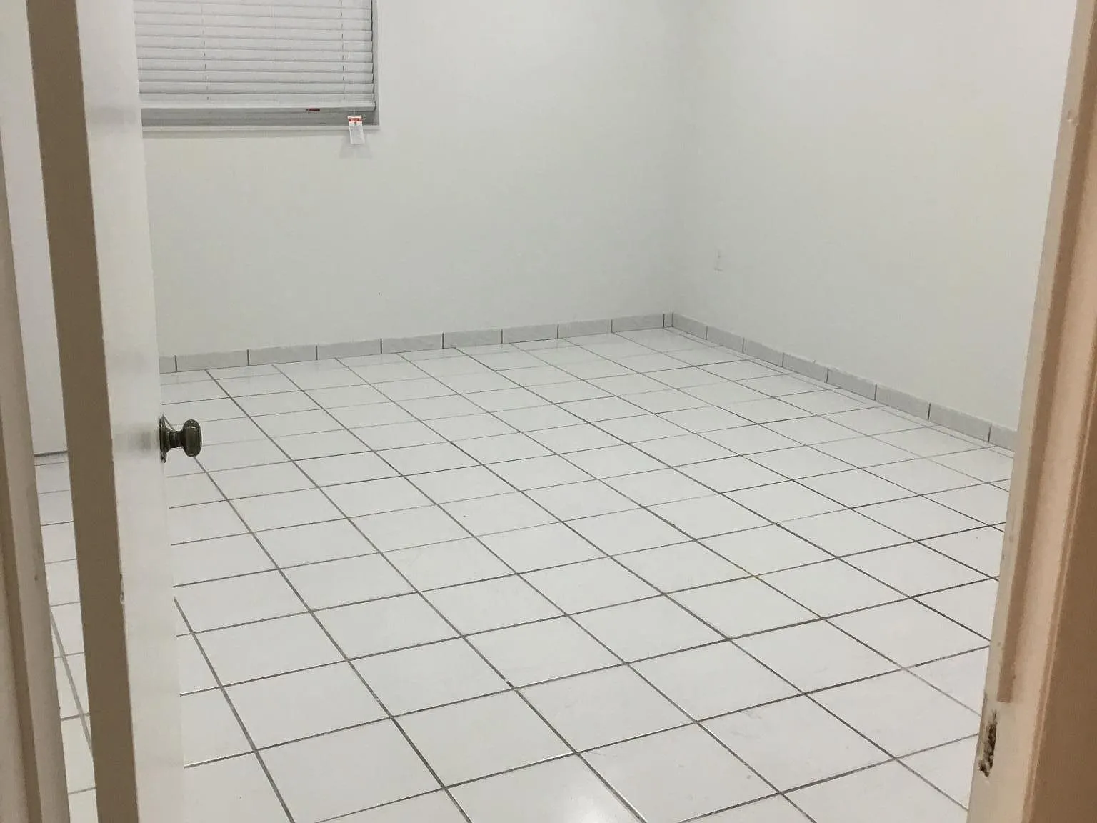1 bed, 600 sqft, $2,000 — Photo 3