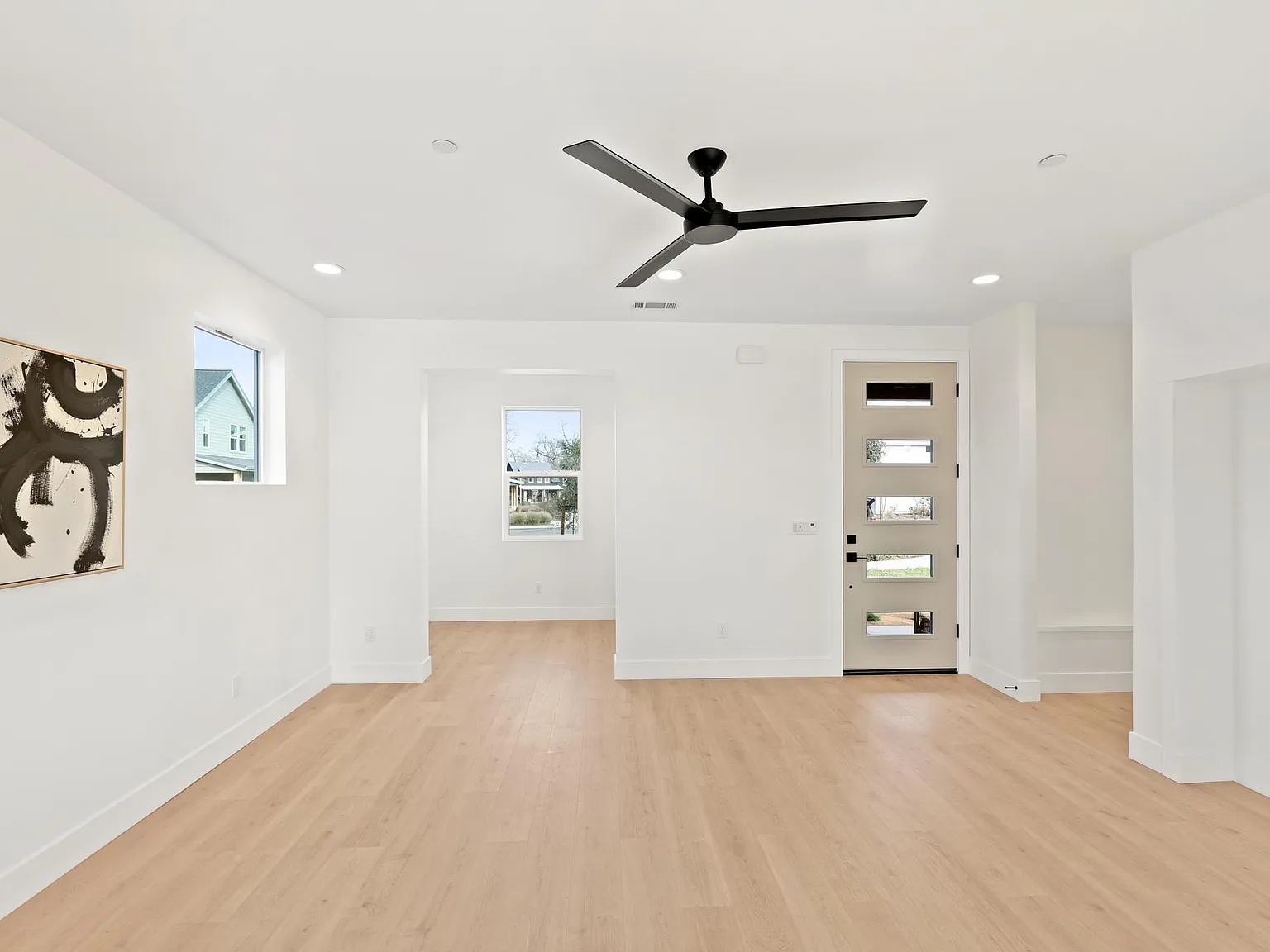 4 bed, 3.5 bath, 2383 sqft, $3,850 — Photo 3