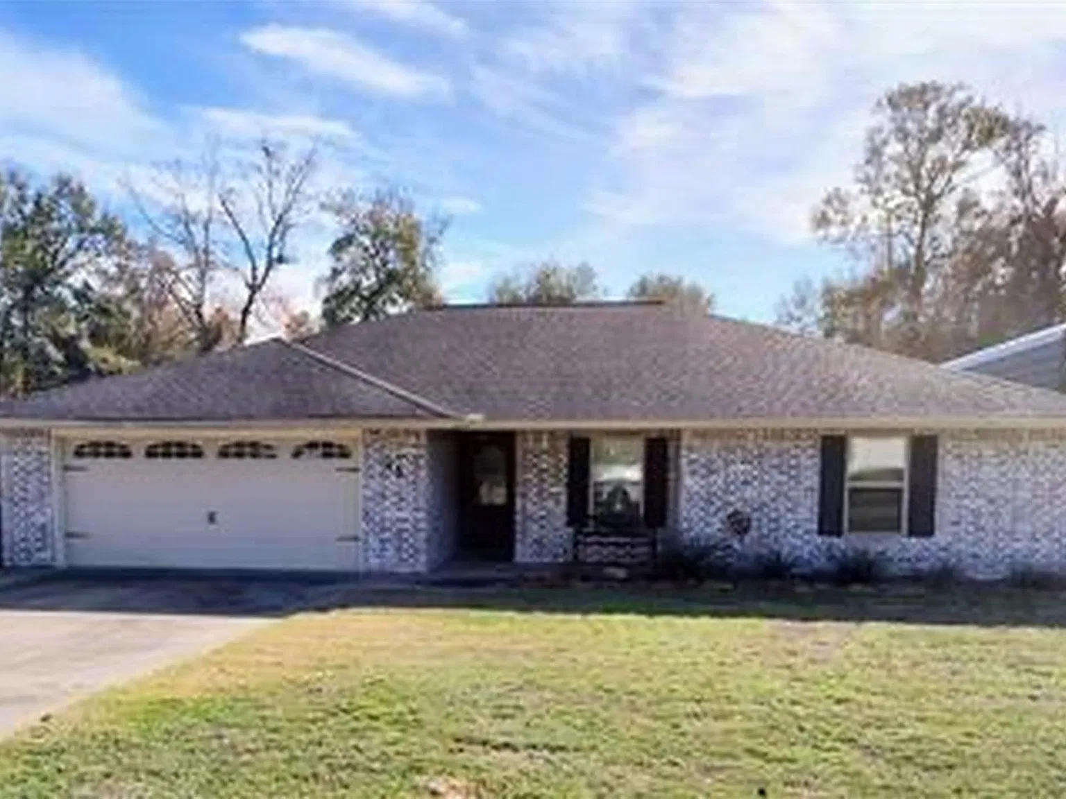 3 bed, 2.0 bath, 1766 sqft, $2,695 — Photo 2