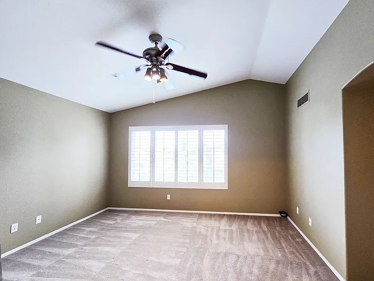 master bed room