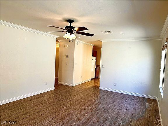 3rd image of 10187 Arlington Abby St