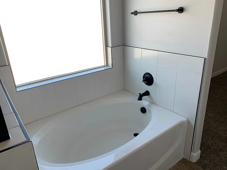 938 Airship Pl — Photo 13