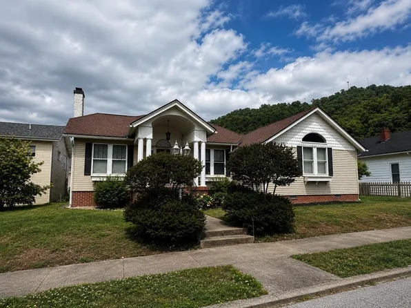 107 5th St, Pikeville, KY 41501