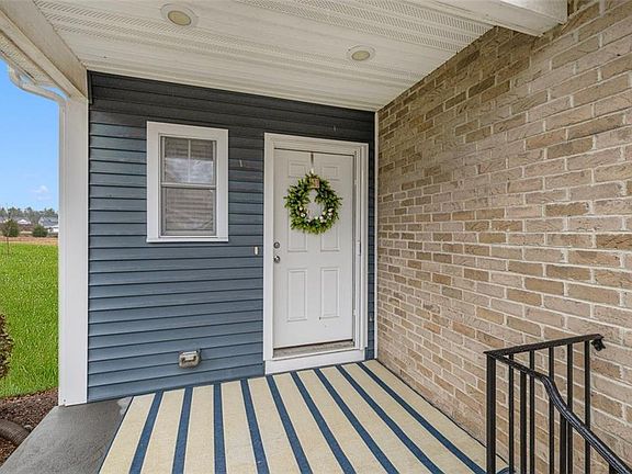 2nd image of 19 Bella Vista Cir