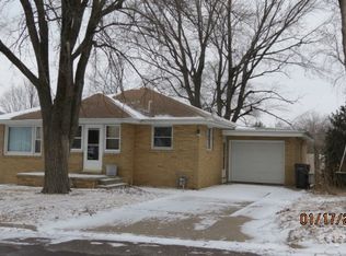 1501 Hamilton St, Pekin, IL 61554
