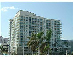 4th image of 1819 SE 17th St APT 1001