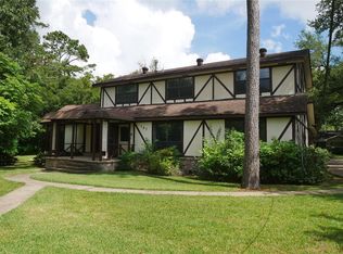 587 Voss Rd, Houston, TX 77024